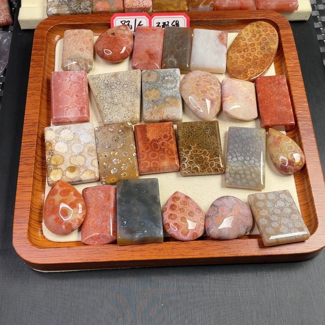 【闪购商品】硅化玉吊坠(赠链)未镶嵌J***y