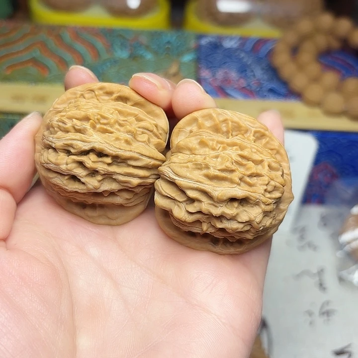 文玩核桃吊坠四座楼