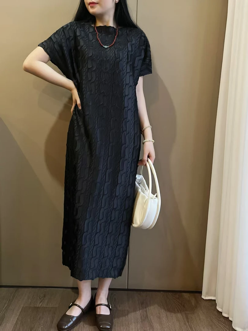 8801褶皱圆领中长裙百搭大码连衣裙常规新中式