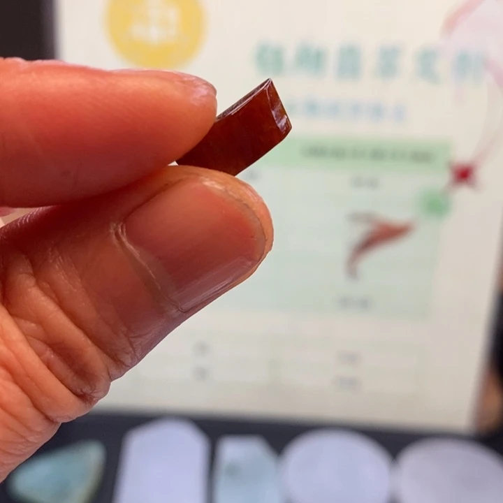 翡翠未镶嵌颈饰缅甸翡翠A货边角