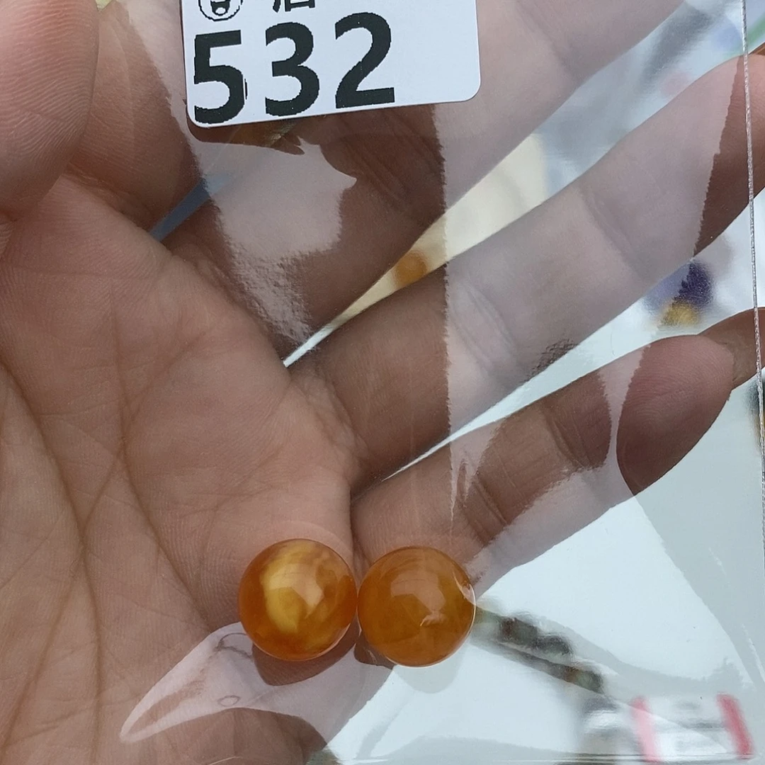 靖***。蜜蜡未镶嵌手串多样性发一