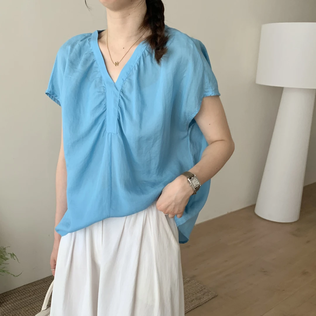 2025夏季新款薄款天丝苎麻时尚百搭纯色V领显瘦飞飞袖宽松衬衣女