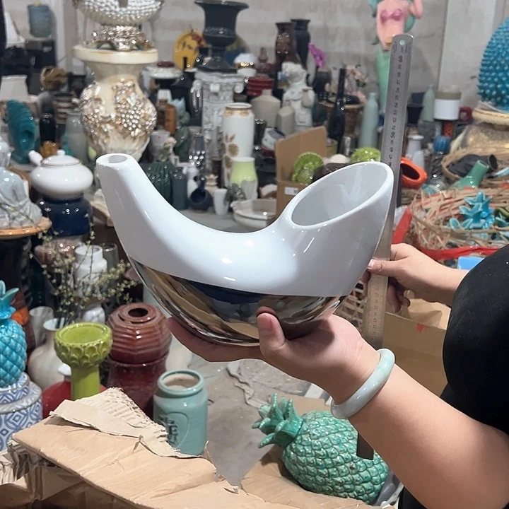 瓶高度17厘米口径9厘米微瑕捡漏