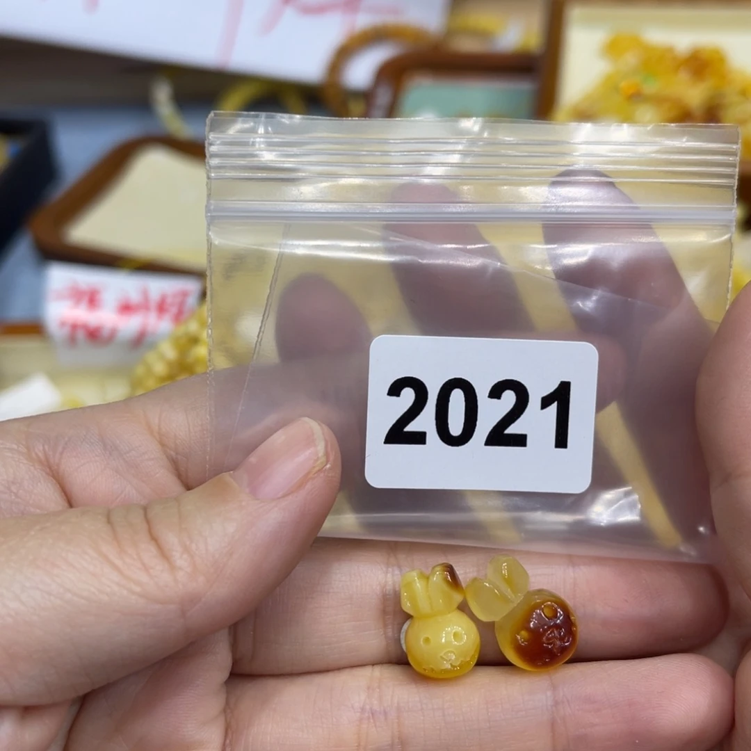 琥珀珠宝奇石未镶嵌?*7