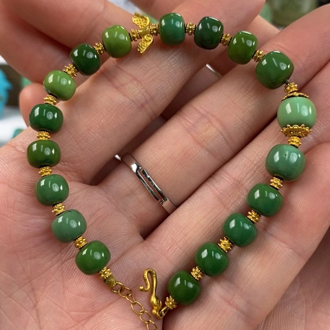 绿松石未镶嵌。菜籽老型