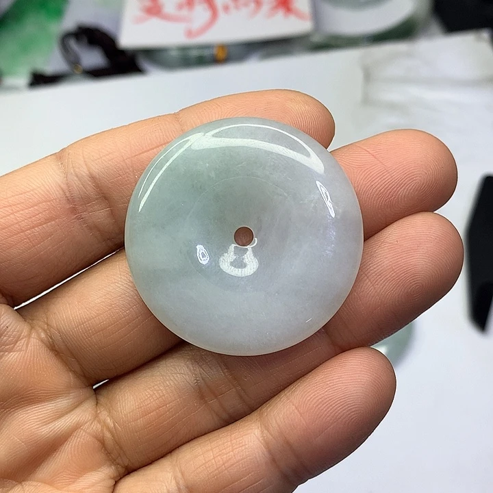 翡翠吊坠(赠链)未镶嵌石*儿