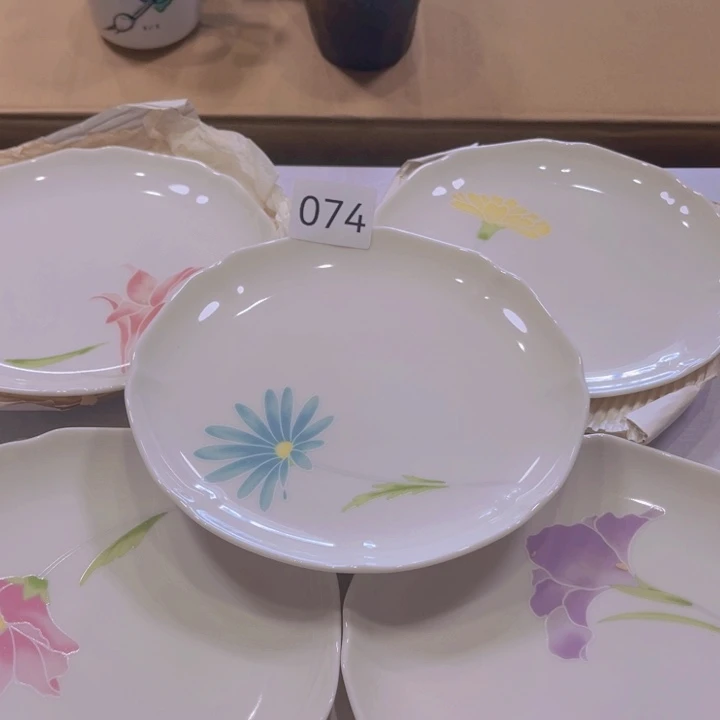 茶宠瓷器制作工艺精湛精细精巧