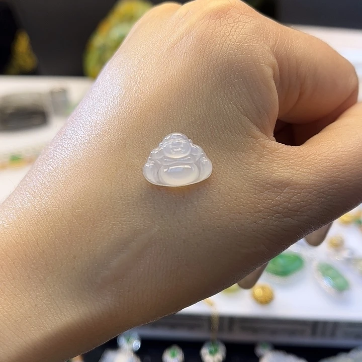 翡翠未镶嵌颈饰翡翠佛公