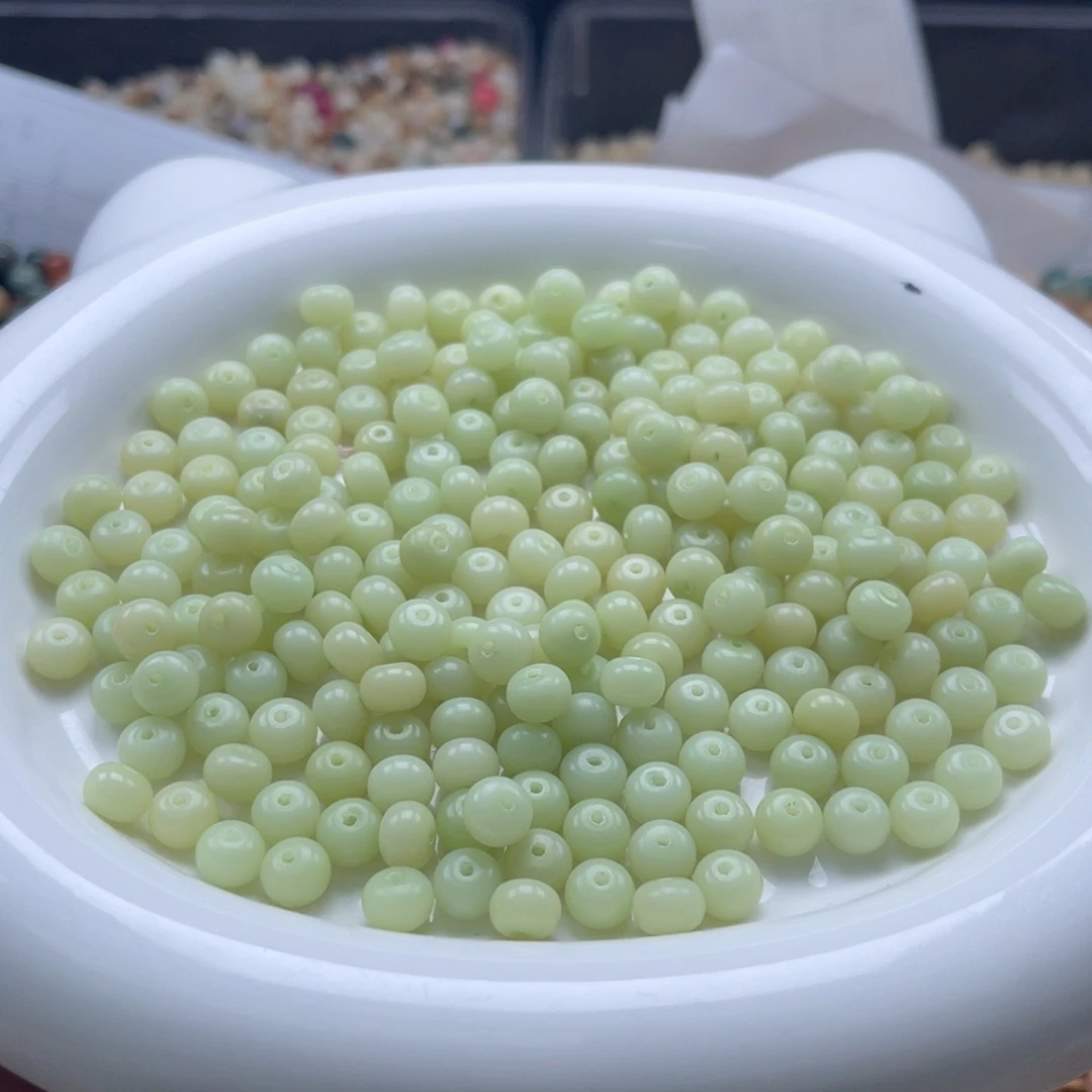 吊坠白玉菩提a8/100+50颗阳光玫瑰小青提