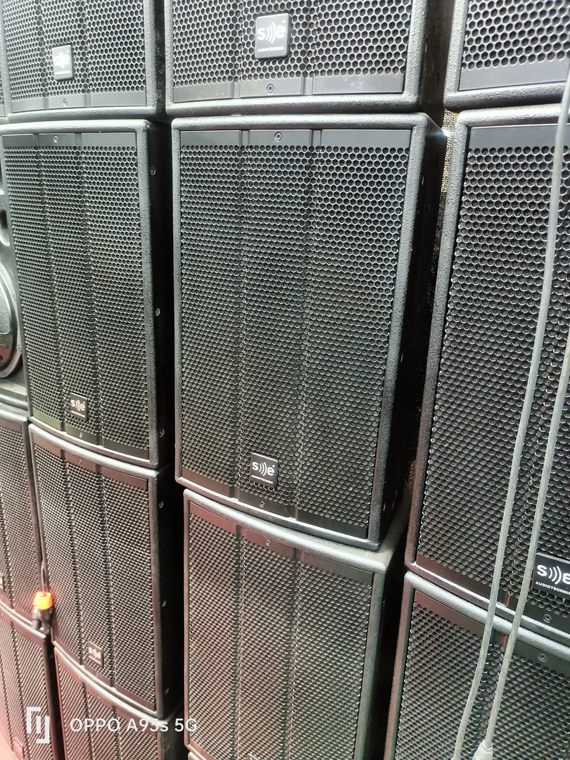 8新  8新8新Se十寸专业音箱，5件套，原装无修ktv全套，八成新