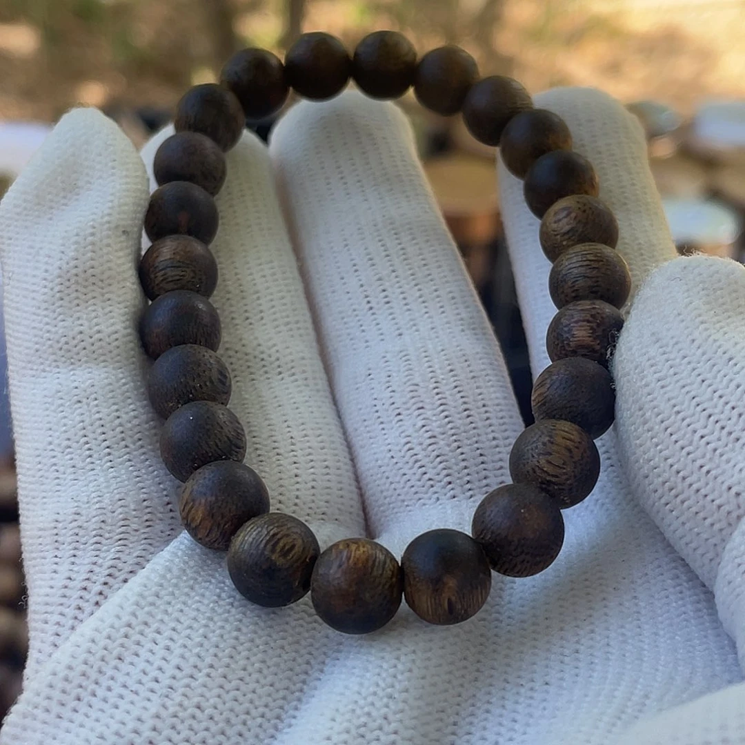 手串沉香99沉8mn7克