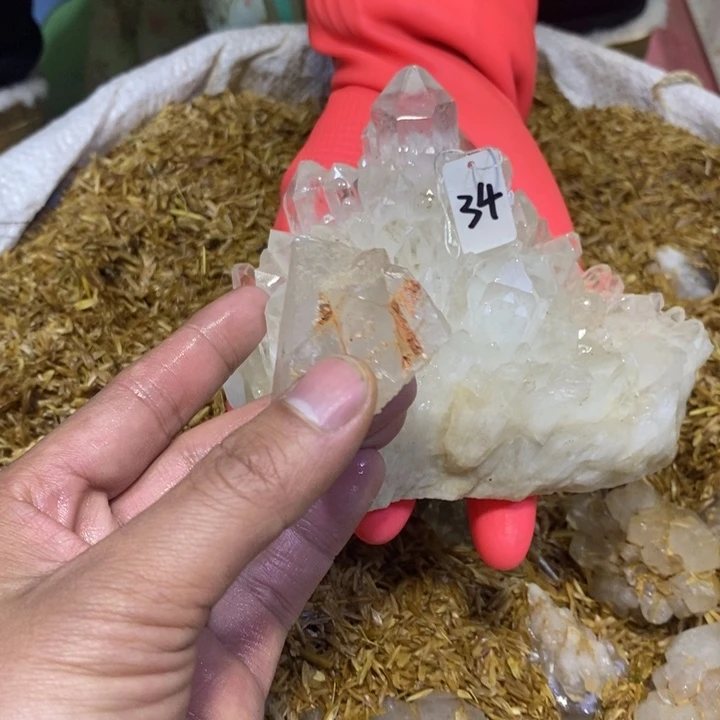 水晶水晶原石摆件未镶嵌一**知
