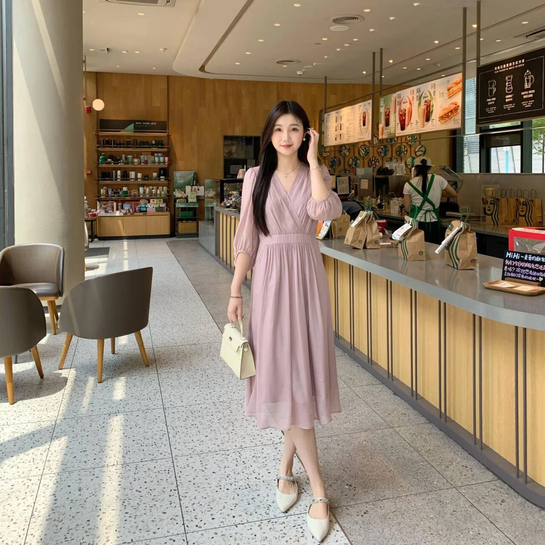 气质收腰闪闪柔紫V领夏季新款宽松显瘦中长款连衣裙
