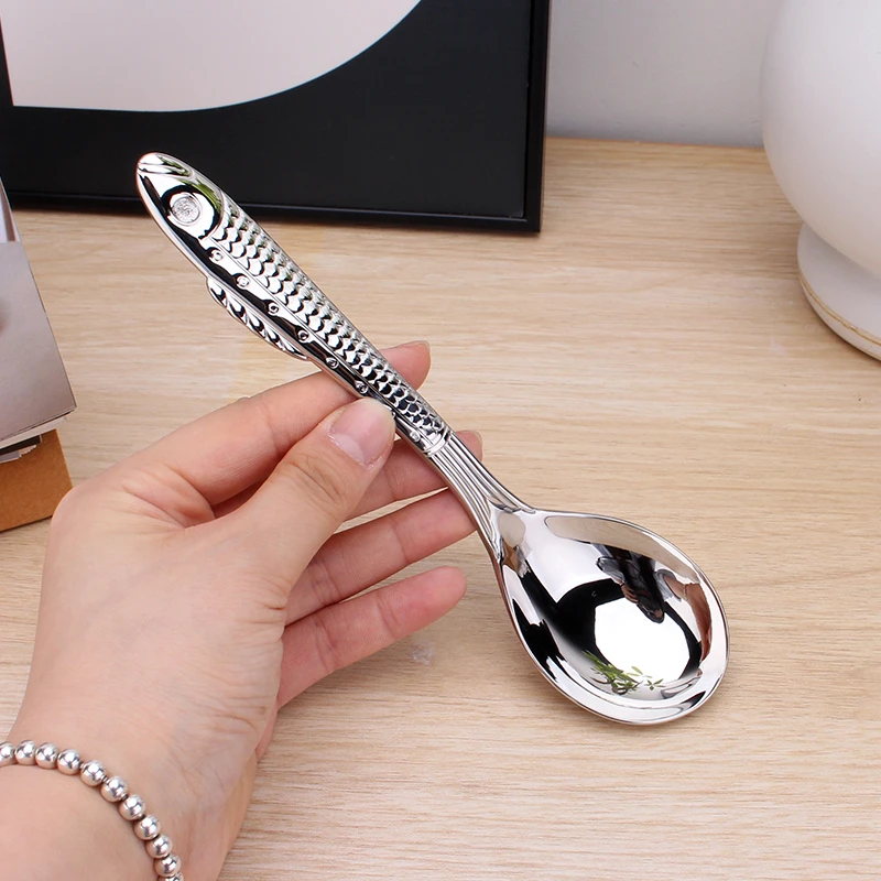 沃格艾乐18/10不锈钢空眼鱼圆勺长18.9cm 宽4.8cm 重83g 厚1.2mm