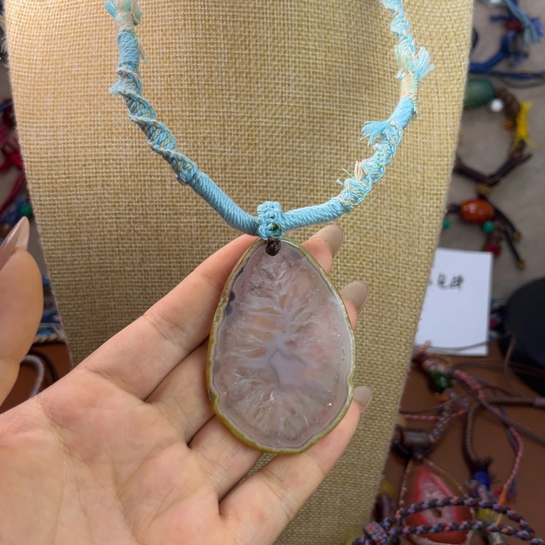 玛瑙/玉髓颈饰未镶嵌
