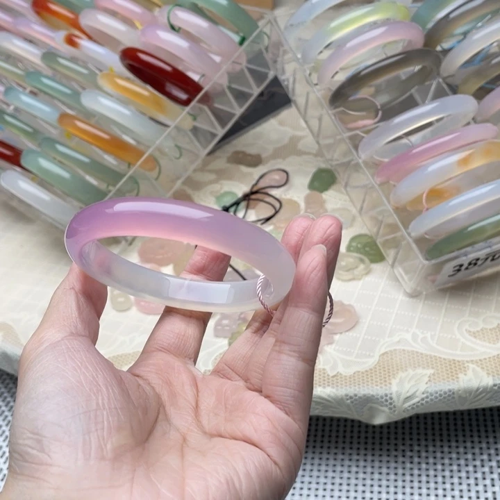 玛瑙/玉髓未镶嵌手镯60圈口