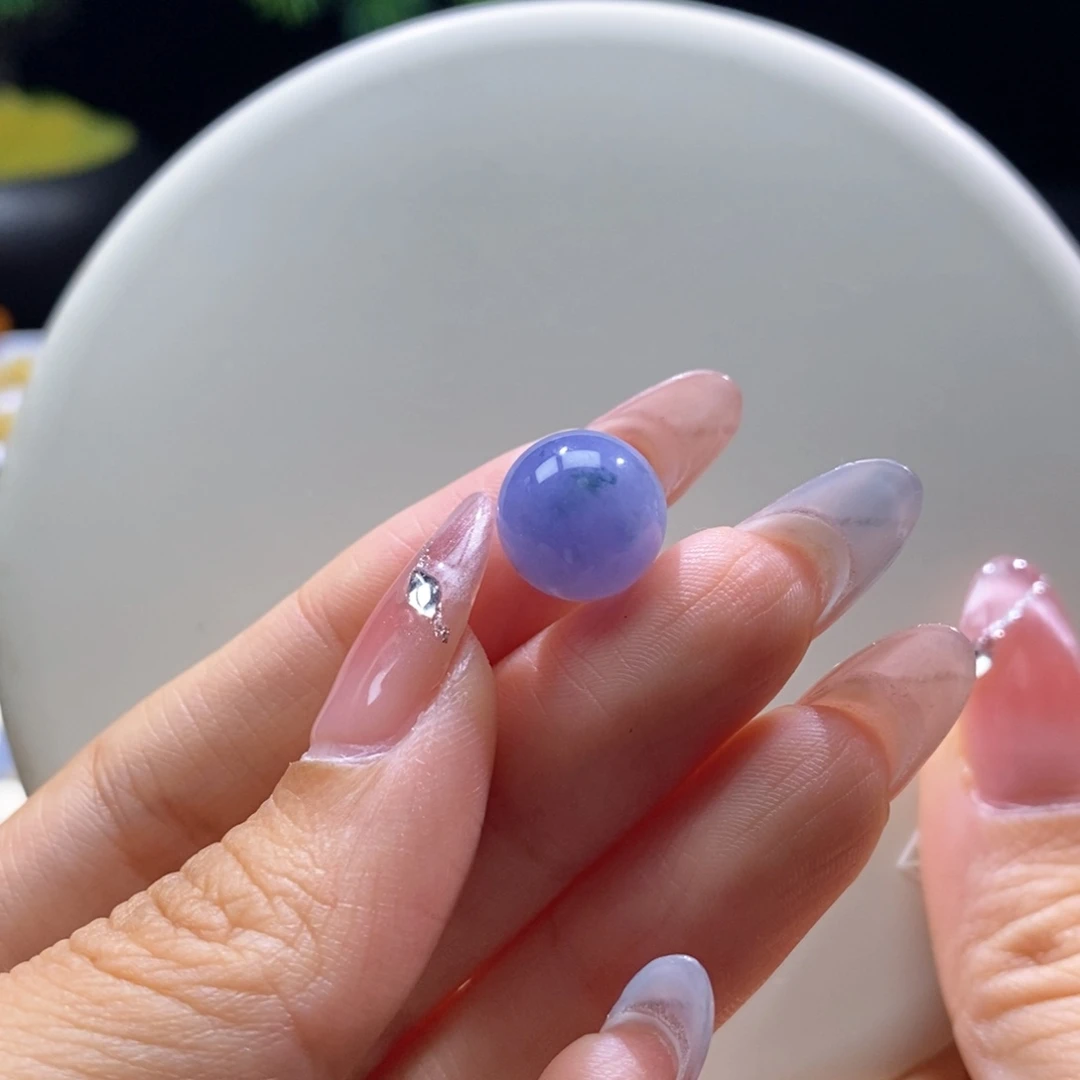 颈饰未镶嵌翡翠翡翠浓紫飘花珠12.28mm