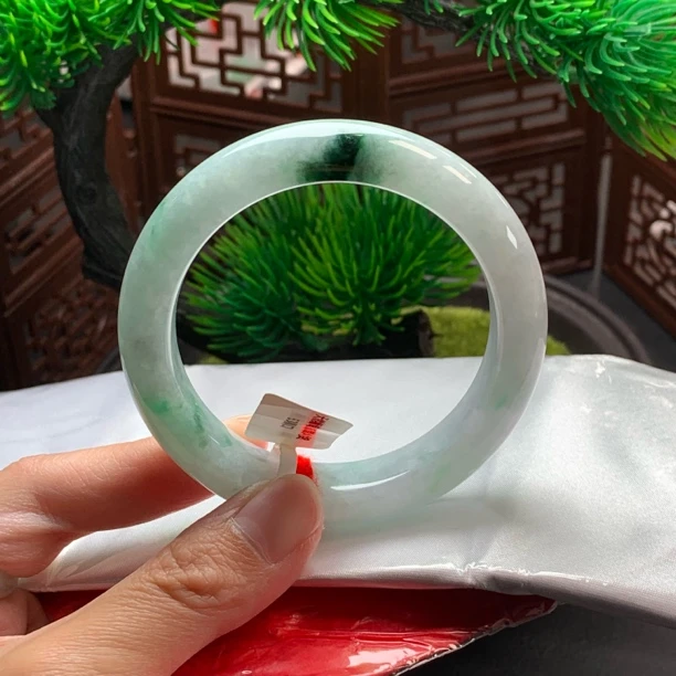 53圈口天然缅甸翡翠A货手镯糯冰种水冰飘辣色花正圈无纹裂