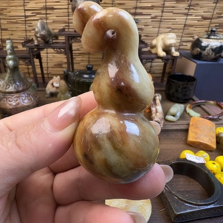 和田玉（糖玉）未镶嵌车挂