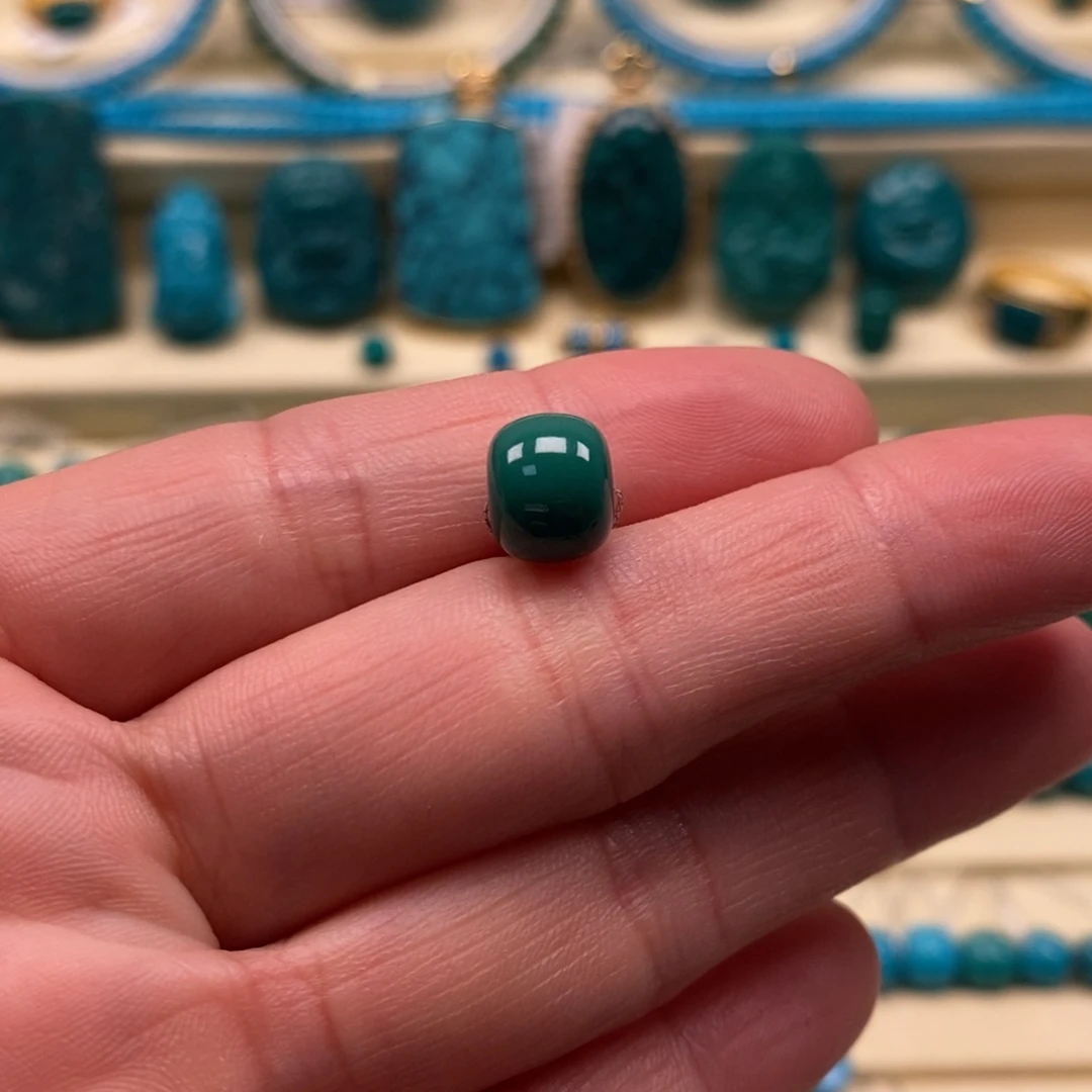 绿松石未镶嵌珠宝奇石直径8.8×7.3老型