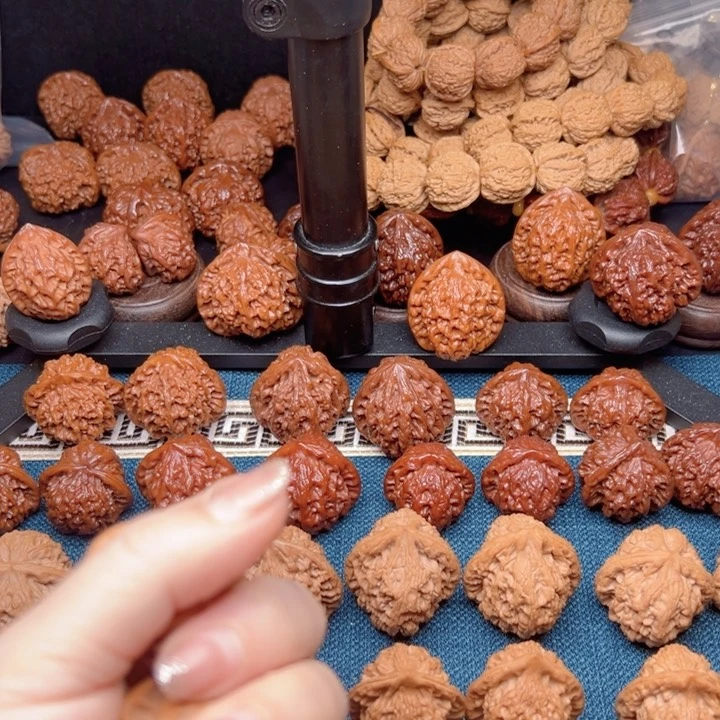 桃核吊坠幼****?个哥哥哥哥