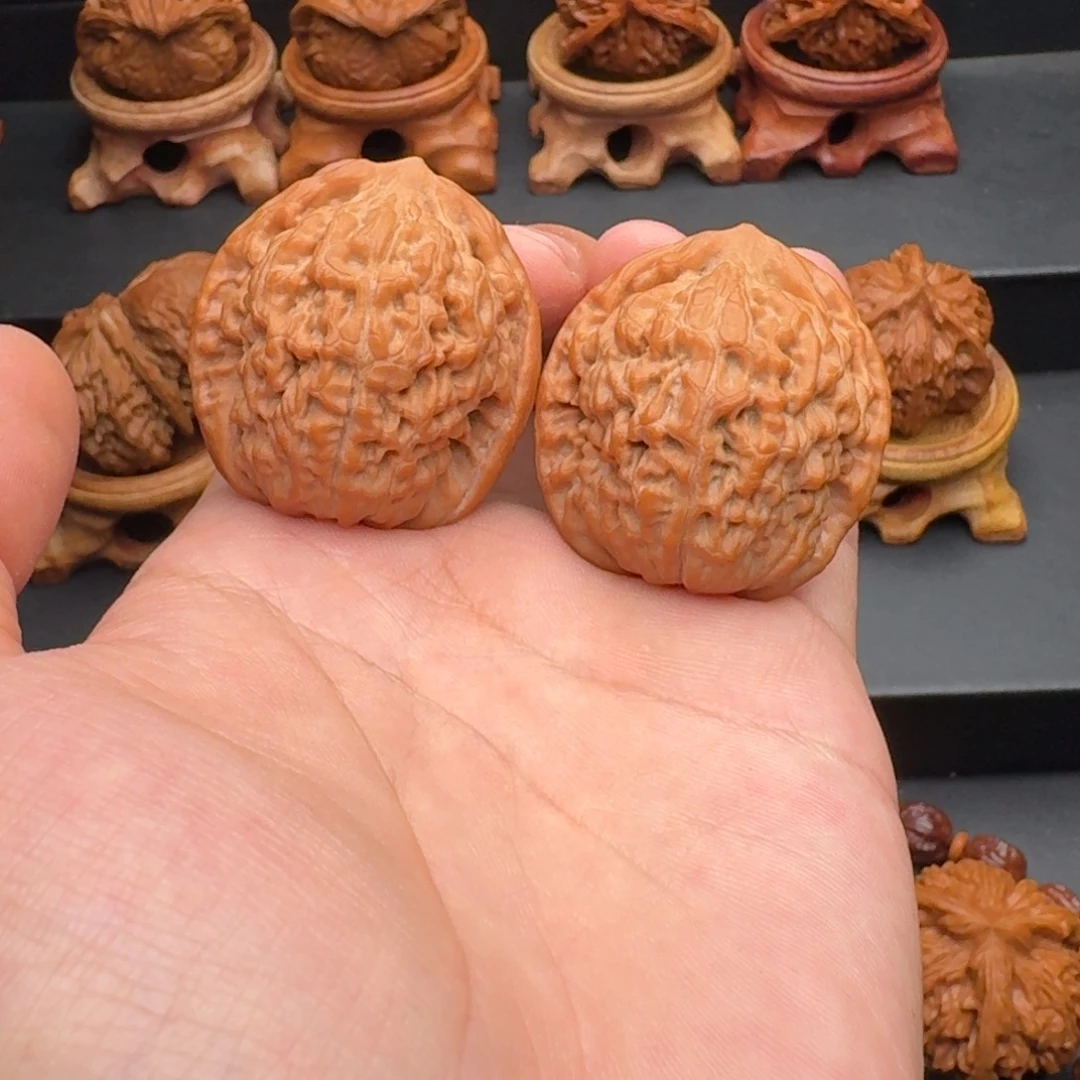 把件文玩核桃莲花虎头毕业款