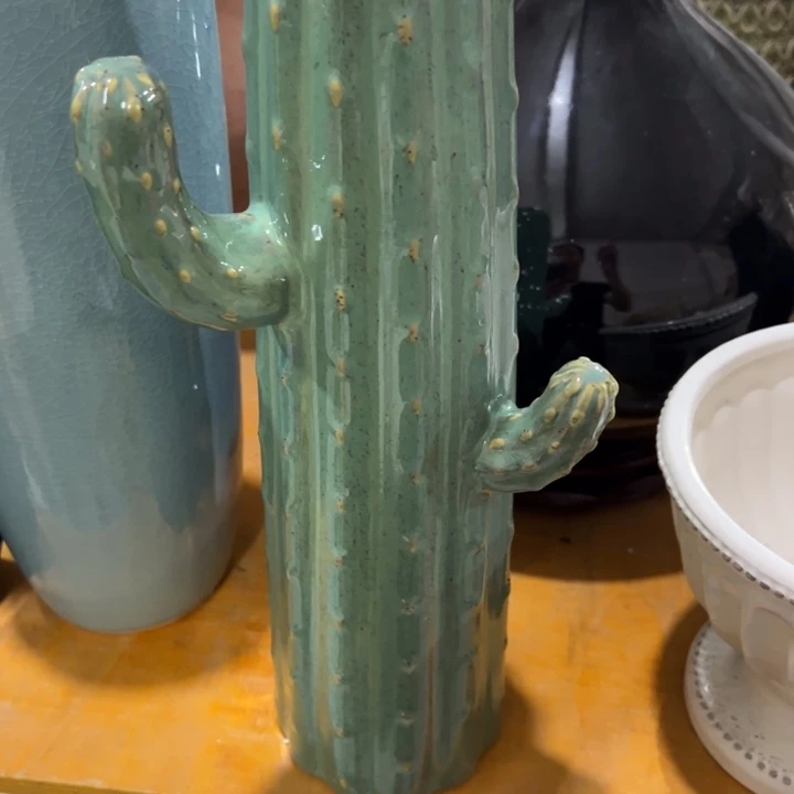 陶瓷花瓶摆件微瑕捡漏出
