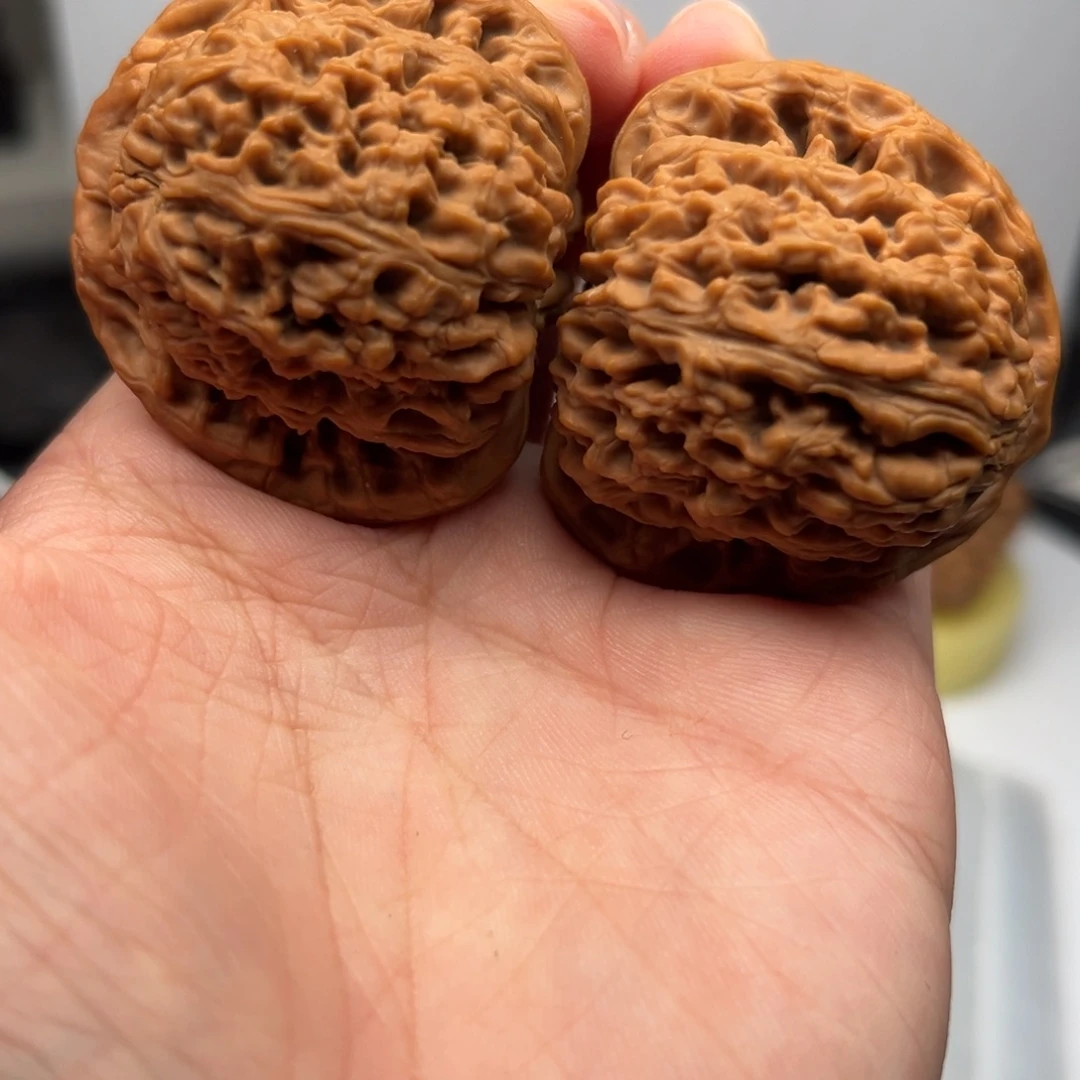 文玩核桃吊坠南疆42