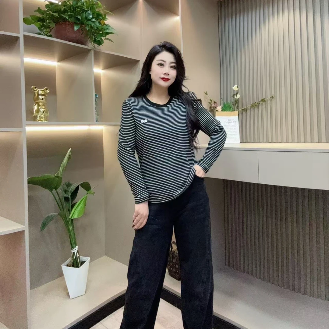 早春洋气小衫-千 88696 时尚休闲条纹显瘦百搭款胖MM大码女装新款