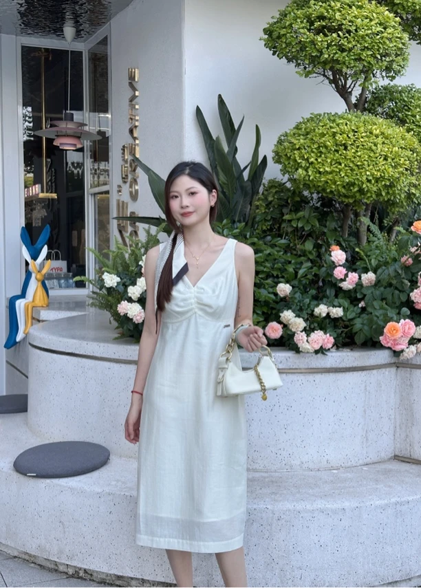 WIWH连衣裙｜『鑫鑫专属』白月光舒适时尚气质无袖连衣裙1E255