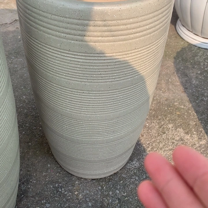 花盆陶瓷高线纹大号黄色