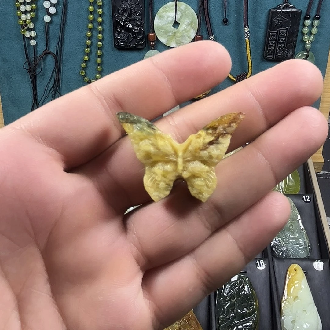 合金蛇纹石玉颈饰