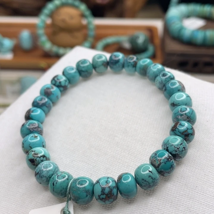 绿松石未镶嵌珠宝