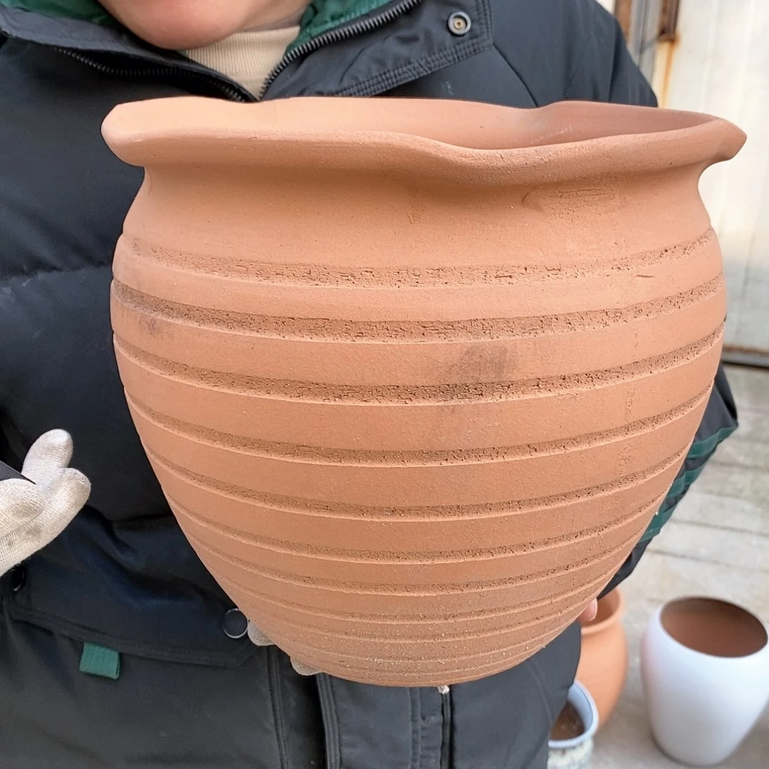 紫砂花盆瑕疵口25高23