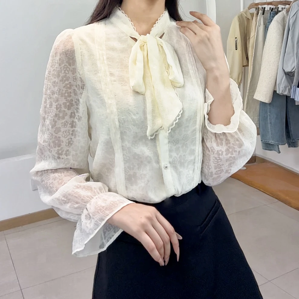 欣小姐蝴蝶结雪纺衬衫蕾丝气质衬衣长袖洋气时尚百搭打底