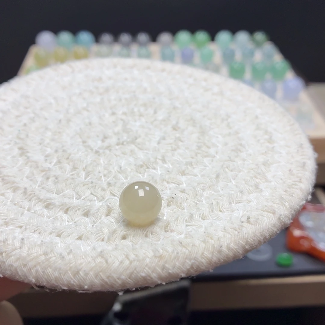 翡翠未镶嵌手链9.8翡翠圆珠