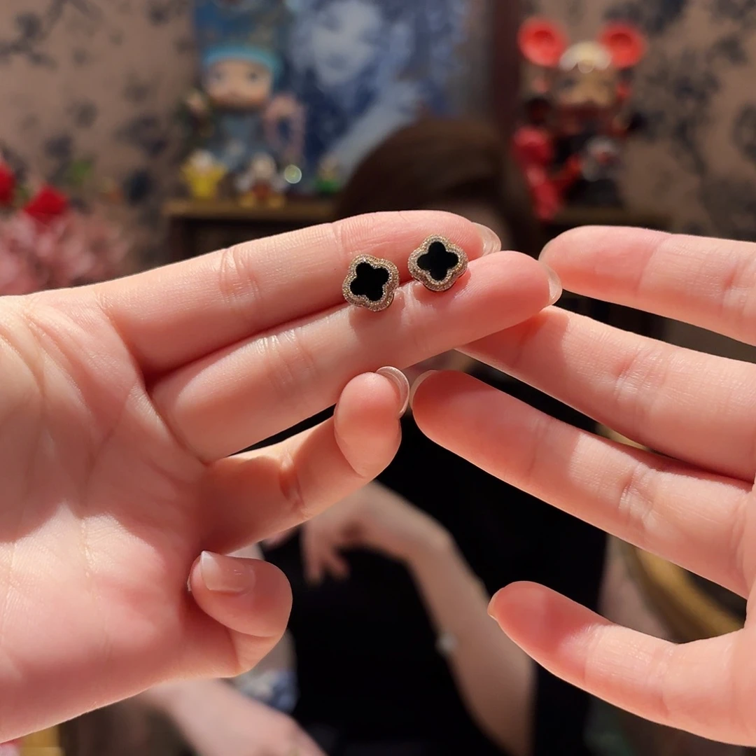 翡翠耳饰18K金镶嵌耳饰