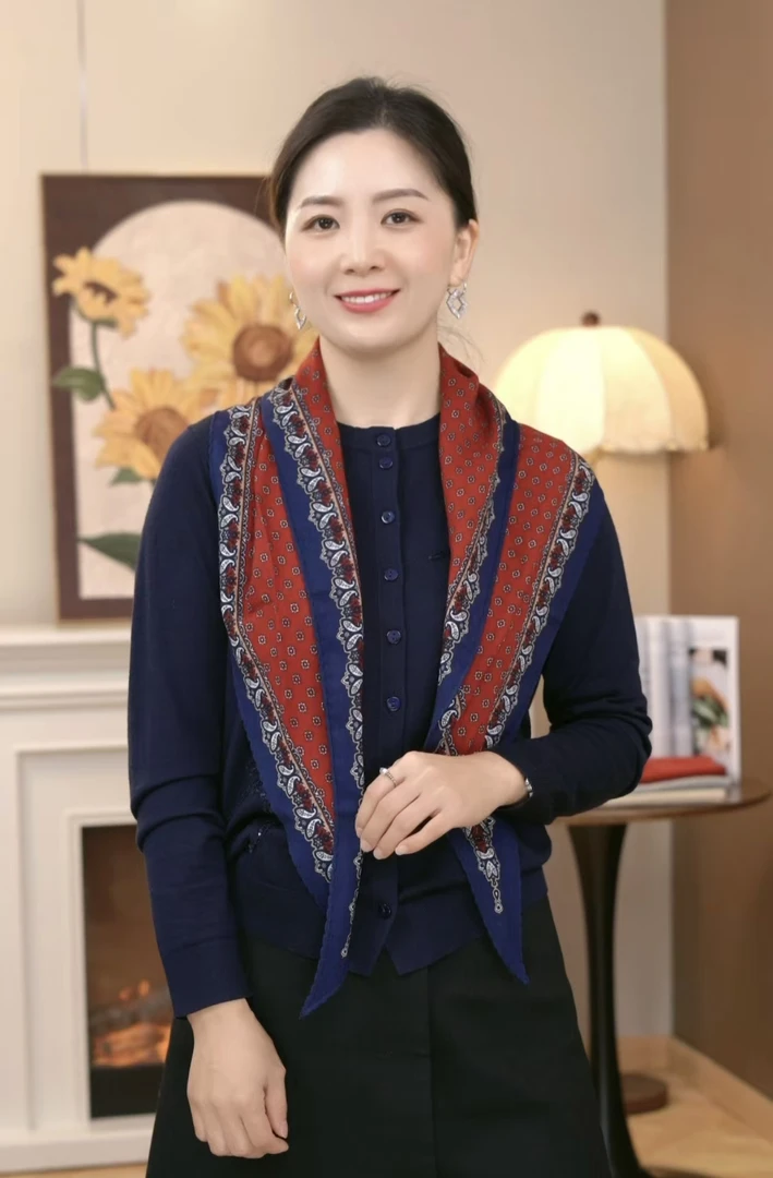 2025新款绵羊毛菱形巾洋气百搭复古双面印染丝巾