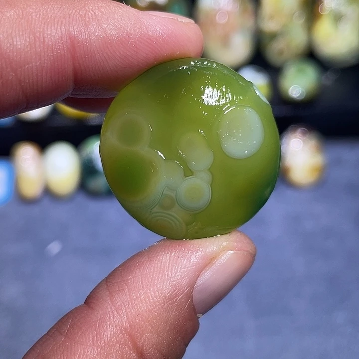 玛瑙/玉髓未镶嵌珠宝奇石
