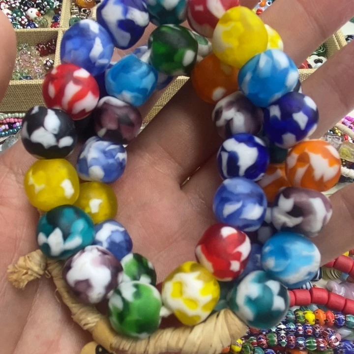 颈饰琉璃非洲糖果