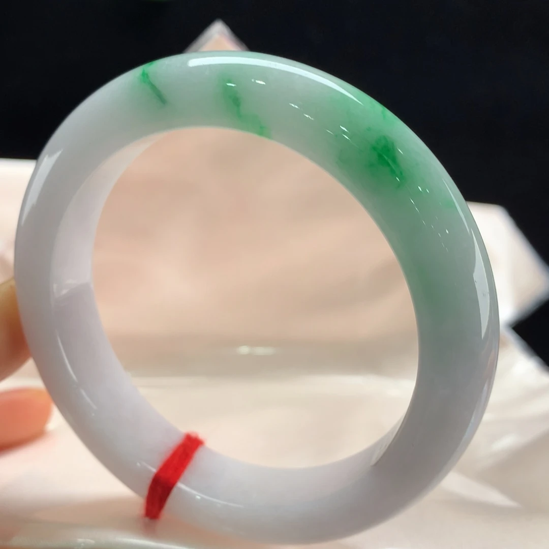 翡翠未镶嵌手镯1092