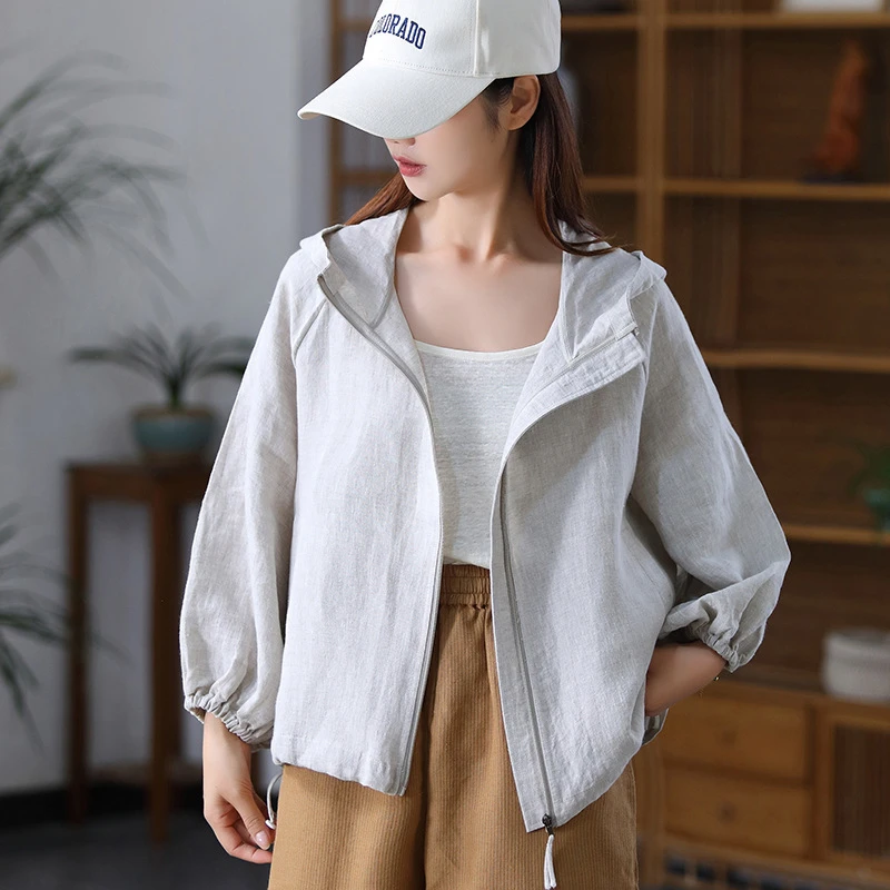 2025春款文艺复古纯色大码宽松连帽外套风衣蝙蝠袖短款防晒罩衫