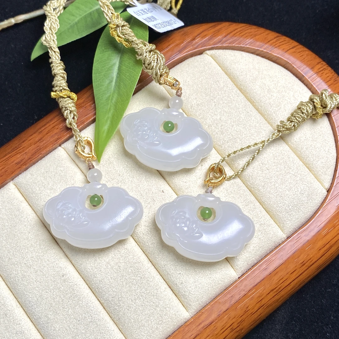 思懿手镯之家和田玉吊坠约32*22*11mm-HST250228012-1-SY多样发一