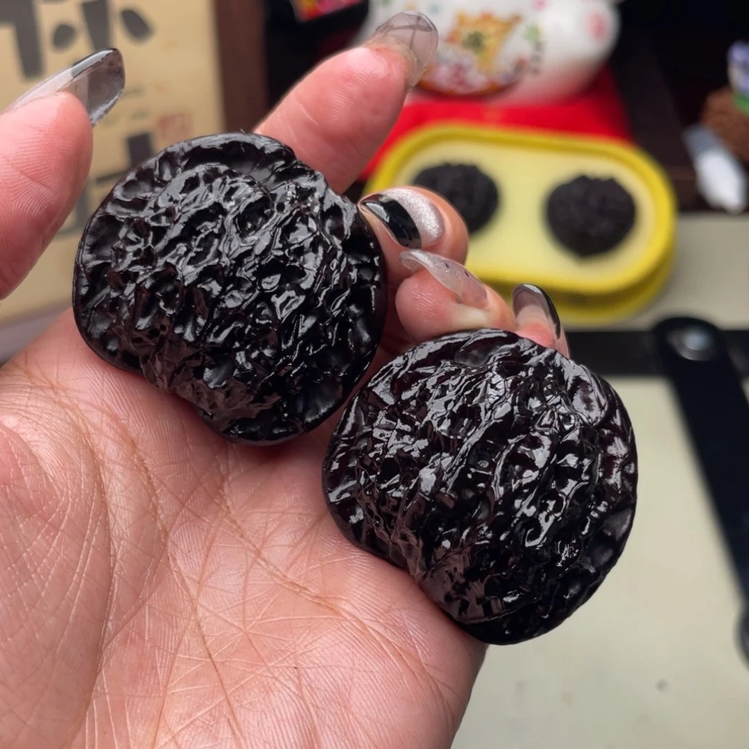 文玩核桃把件老秦闷