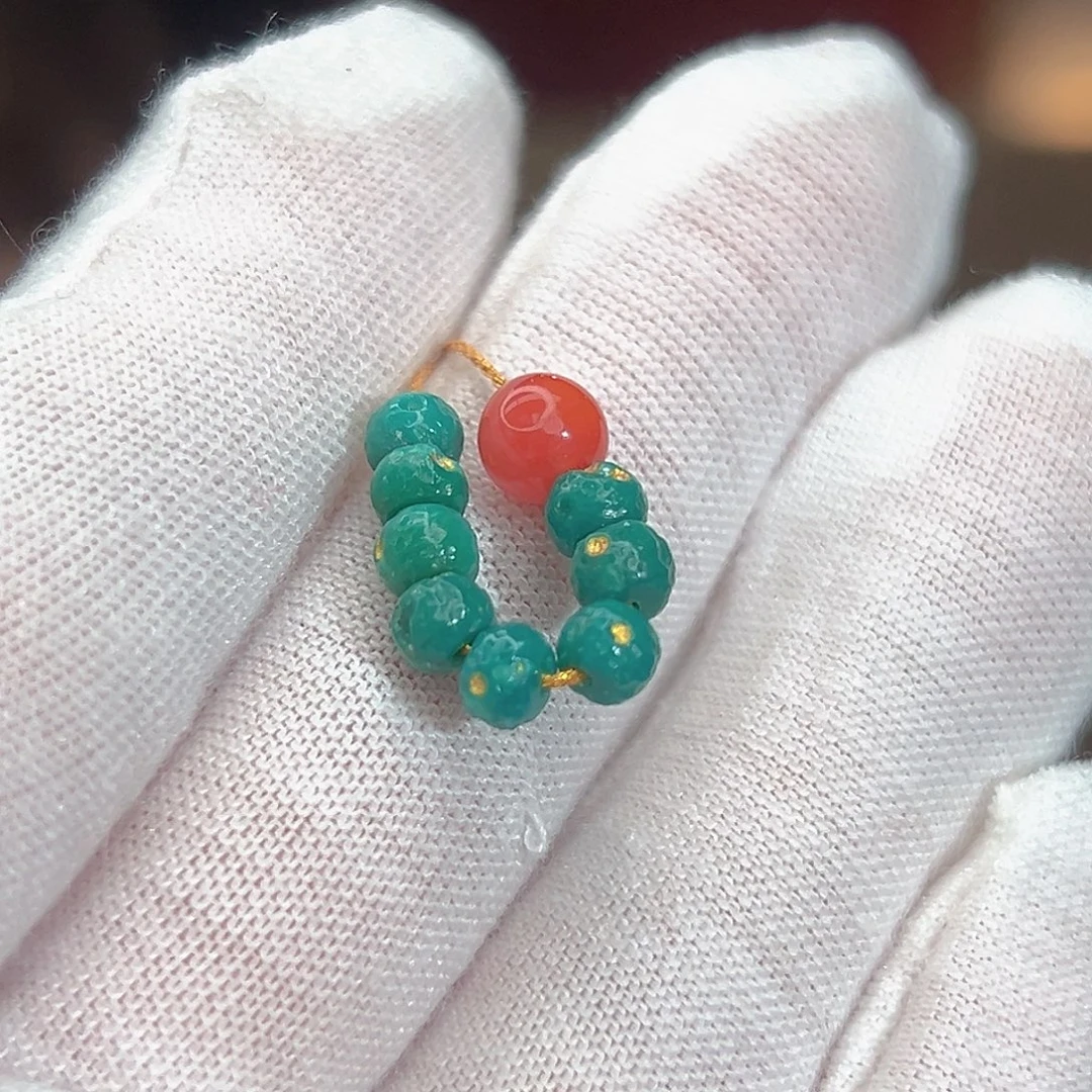 南红玛瑙未镶嵌珠宝奇石