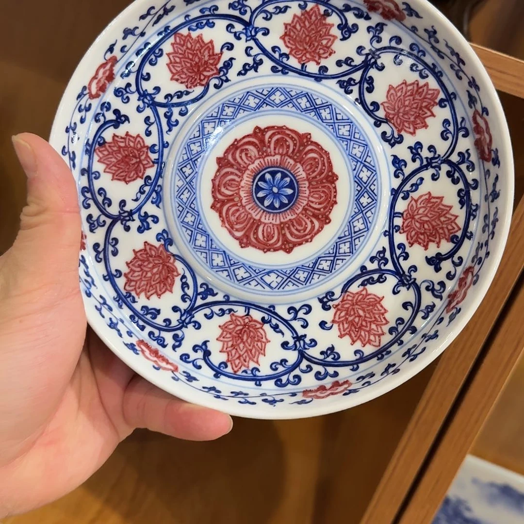 青花釉里红缠枝莲壶承