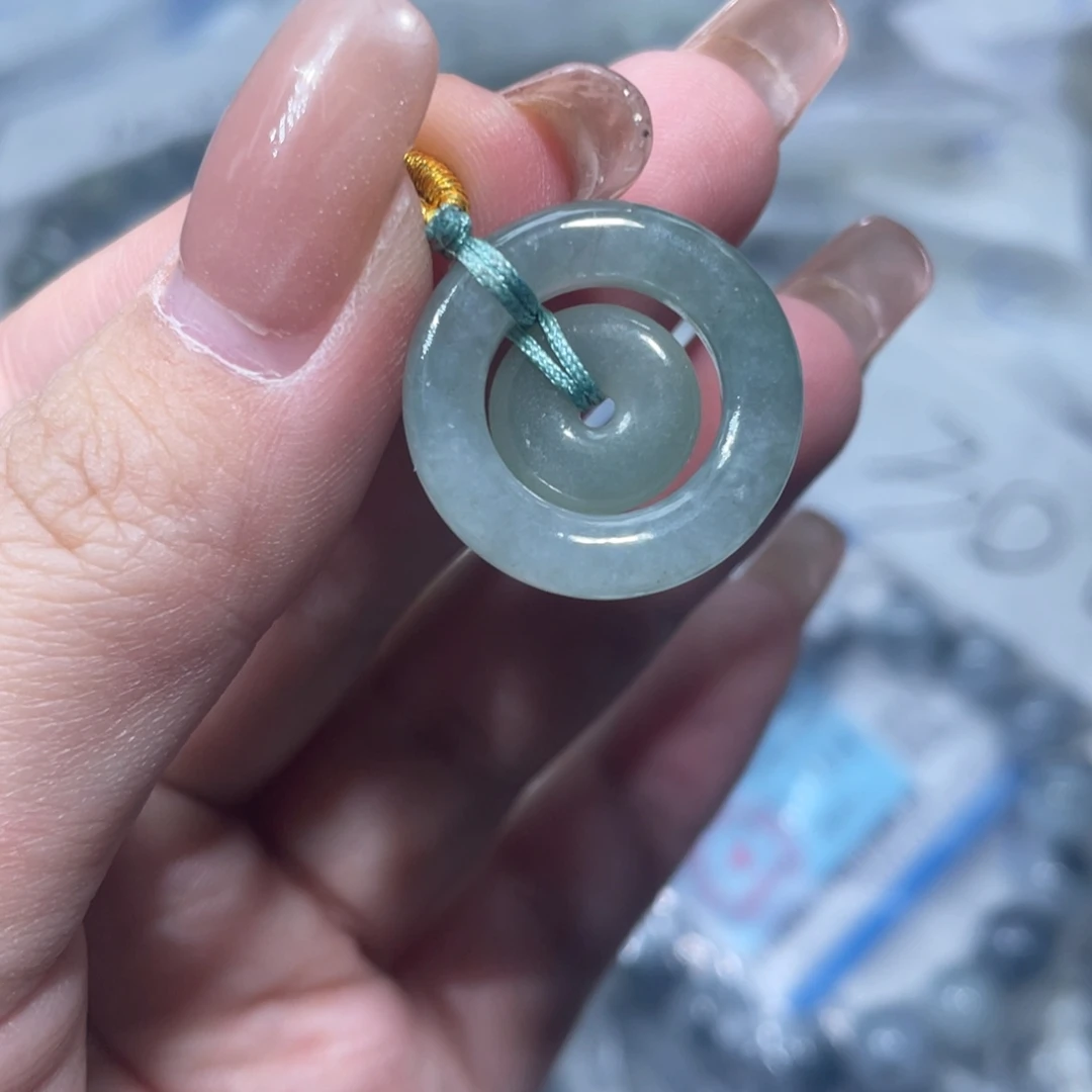 翡翠未镶嵌挂件翡翠