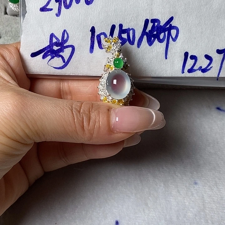 定制翡翠未镶嵌定制翡翠未镶嵌