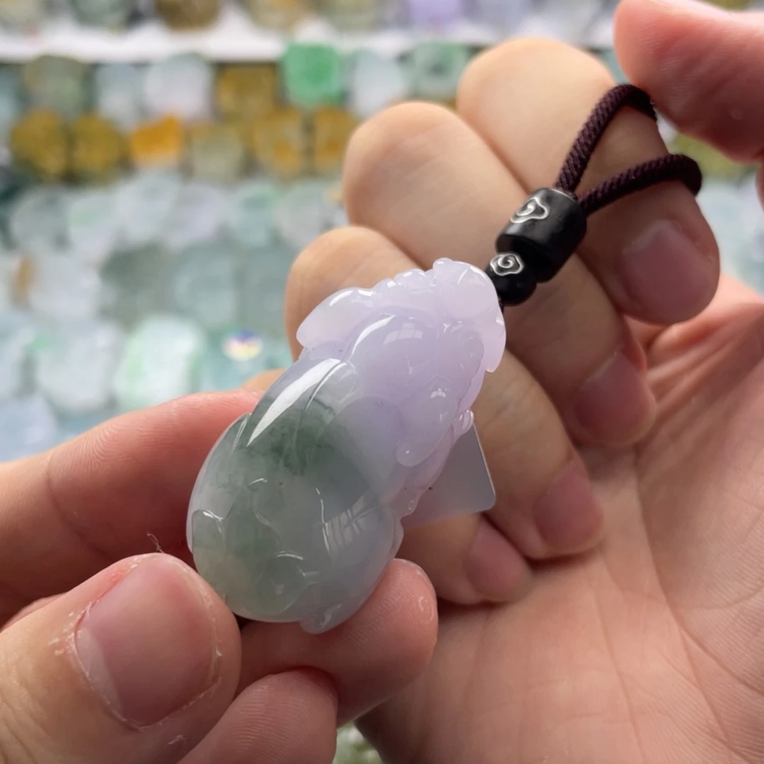 翡翠未镶嵌颈饰貔貅22