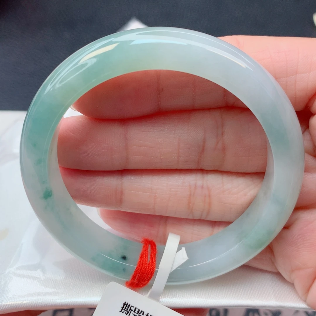 翡翠未镶嵌手镯55.3圈 细糯化飘蓝绿有纹